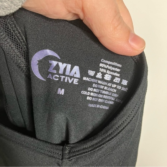 ZYIA Active Effortless racerback tank size medium - Picture 9 of 9